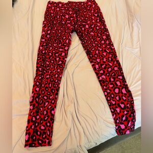K-DEER Vibrant Red and Pink Patterned Leggings